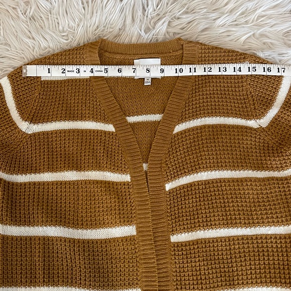 Pink Rose | Striped Cardigan - Picture 9 of 13